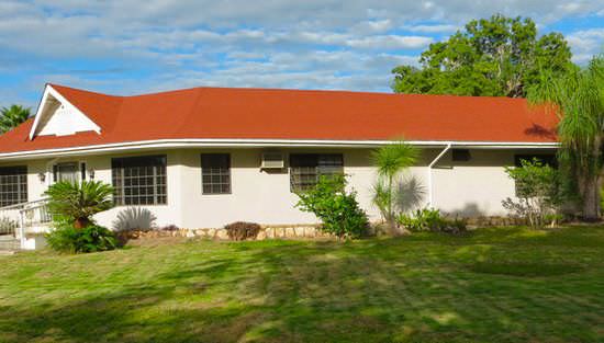 House with shingle roof